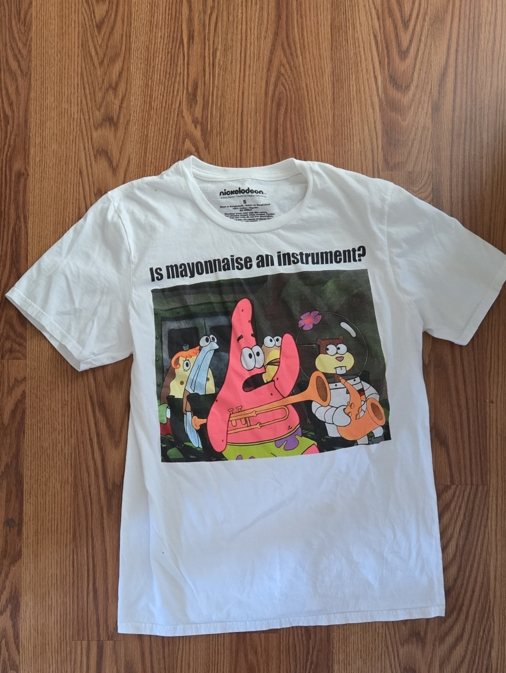 Nickelodeon White Short-Sleeve Tee with Pink Patrick Graphic
